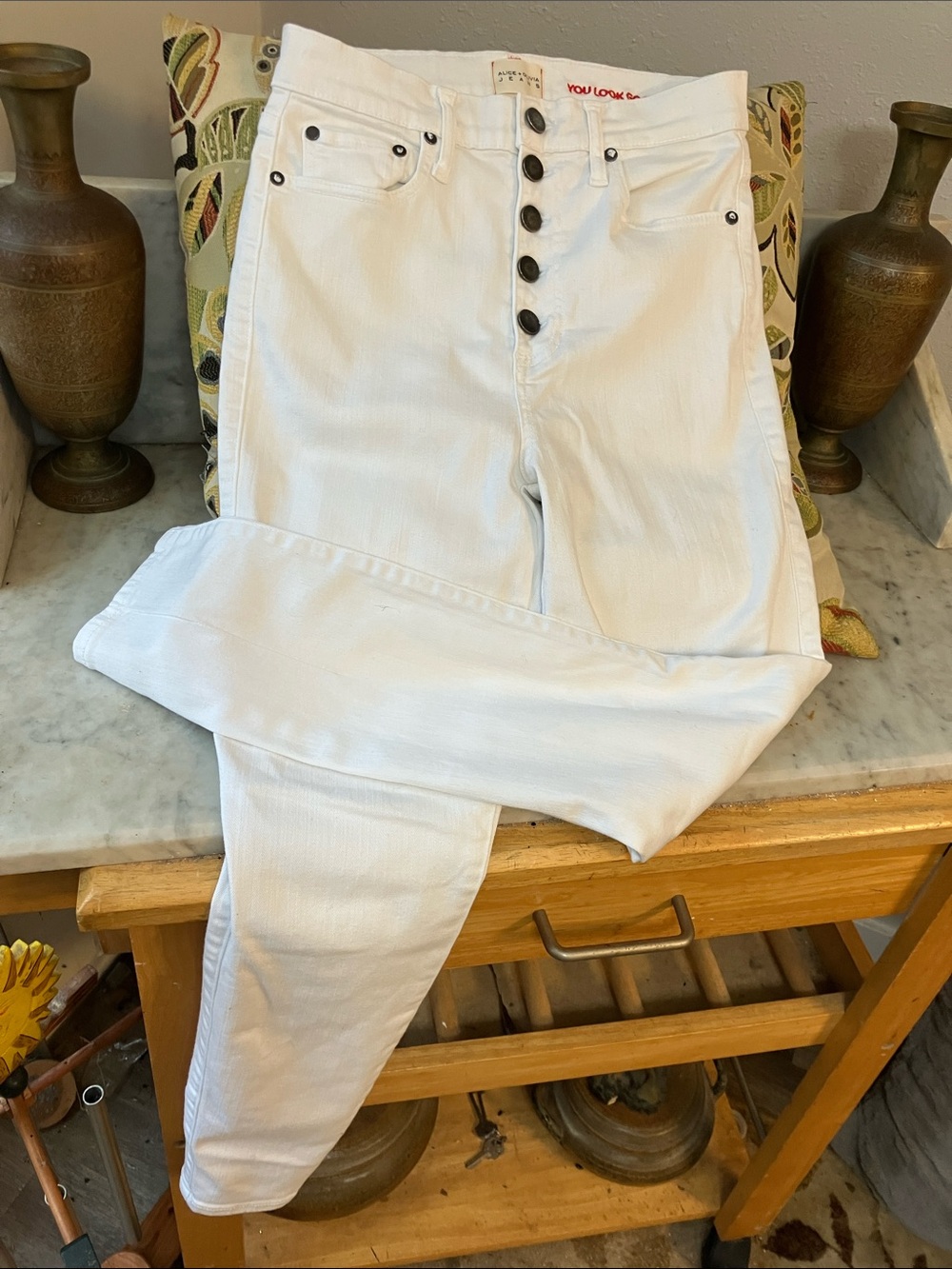 Alice & Olivia Fab Sexy White Womens High-Rise Button-Fly Jeans Never Worn New27